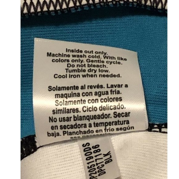 DKNY 3/4 Zip Pullover Sport Sweater - Picture 6 of 9